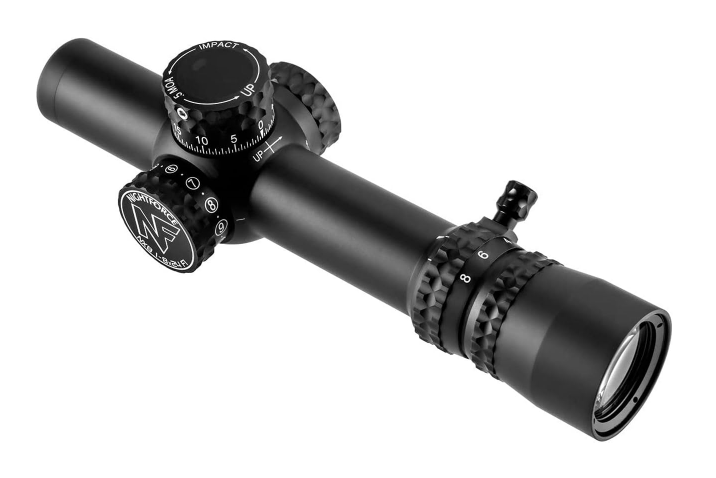 6 Best FFP Scopes For AR 15